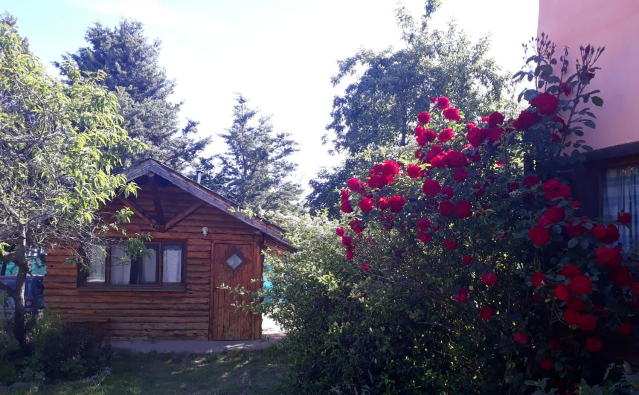 El Pueblito Ecohostel El Bolsón エクステリア 写真